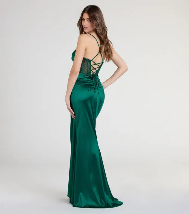 Beautiful Form-hugging Cowl Neck Sleeveless Lace-Up Floor-Length Prom Dress