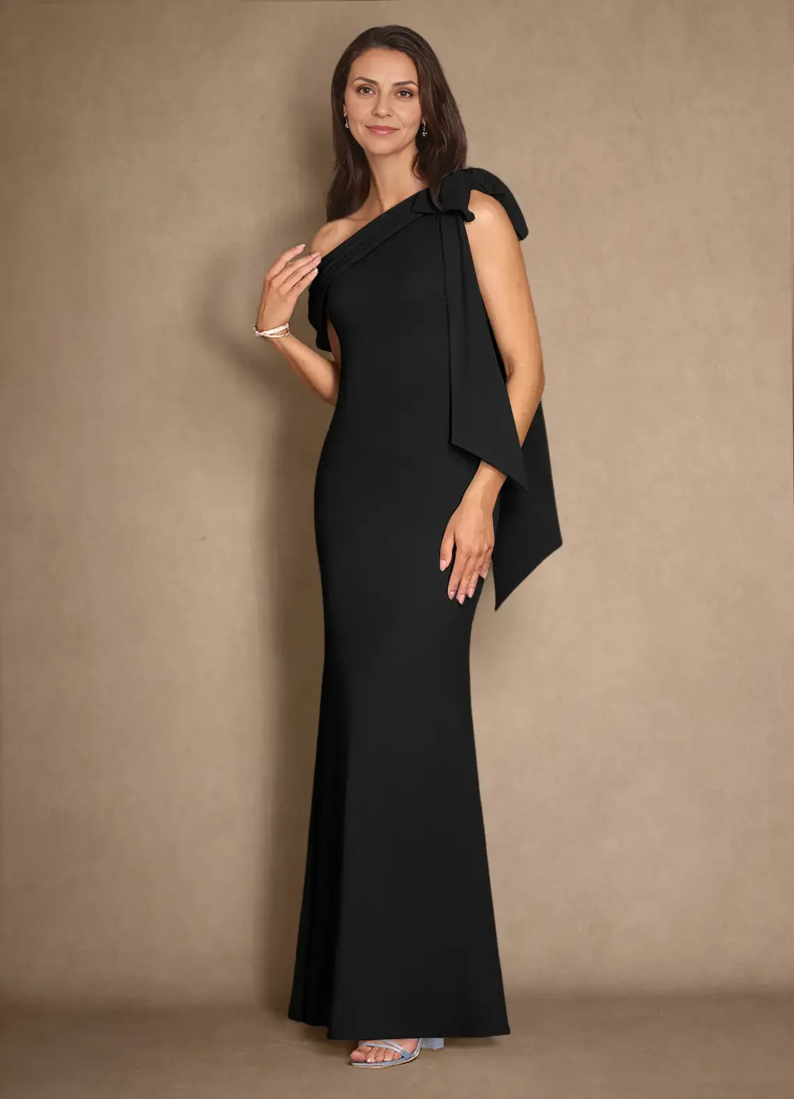 Black Mermaid Pleated Floor-Length Dress Cold Shoulder Sleeve Solid Color Elegant Mother of the Bride Dress