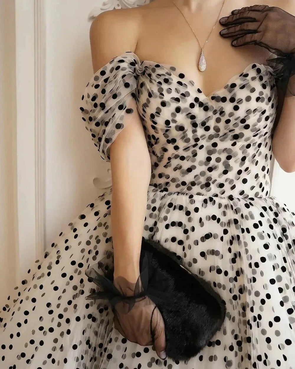Weitese Formal Wear Dresses Off-the-Shoulder Black Polka Dot Tulle Gown Wedding Dress Prom Dress Shops
