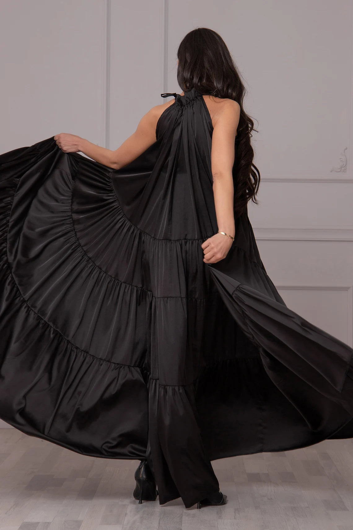 Robe Abaya en satin noir, robe fluide à volants, robe de cocktail élégante, robe de soirée grande taille, robe longue à volants, robe de bal 
