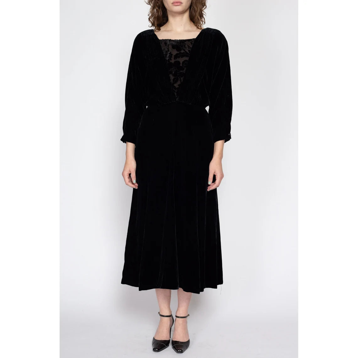 Black Velvet Dress Vintage Batwing Sleeve Midi Dress Tea-Length Evening Dress