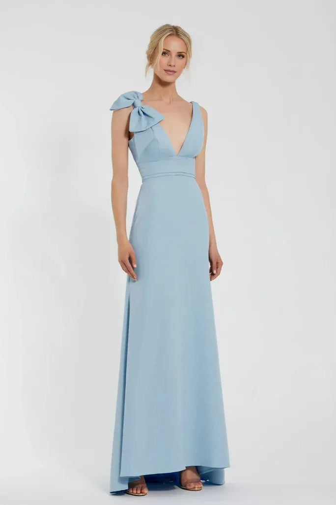 Chic Mermaid/Trumpet V Neck Sleeveless V Back Floor-Length Prom Dress