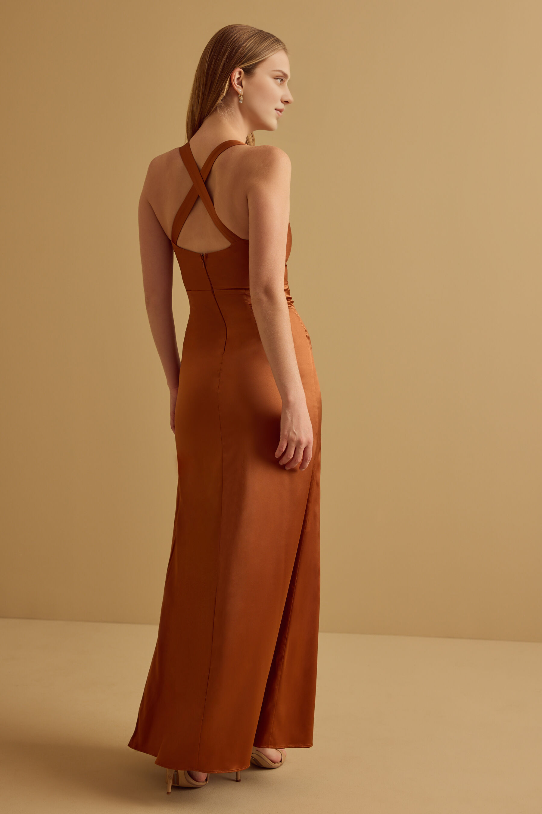 Weitese Formal Wear Dresses Sleeveless Satin Off Shoulder Back Cross Floor Length Bridesmaid Dress Stores With Prom Dresses With Side Slit