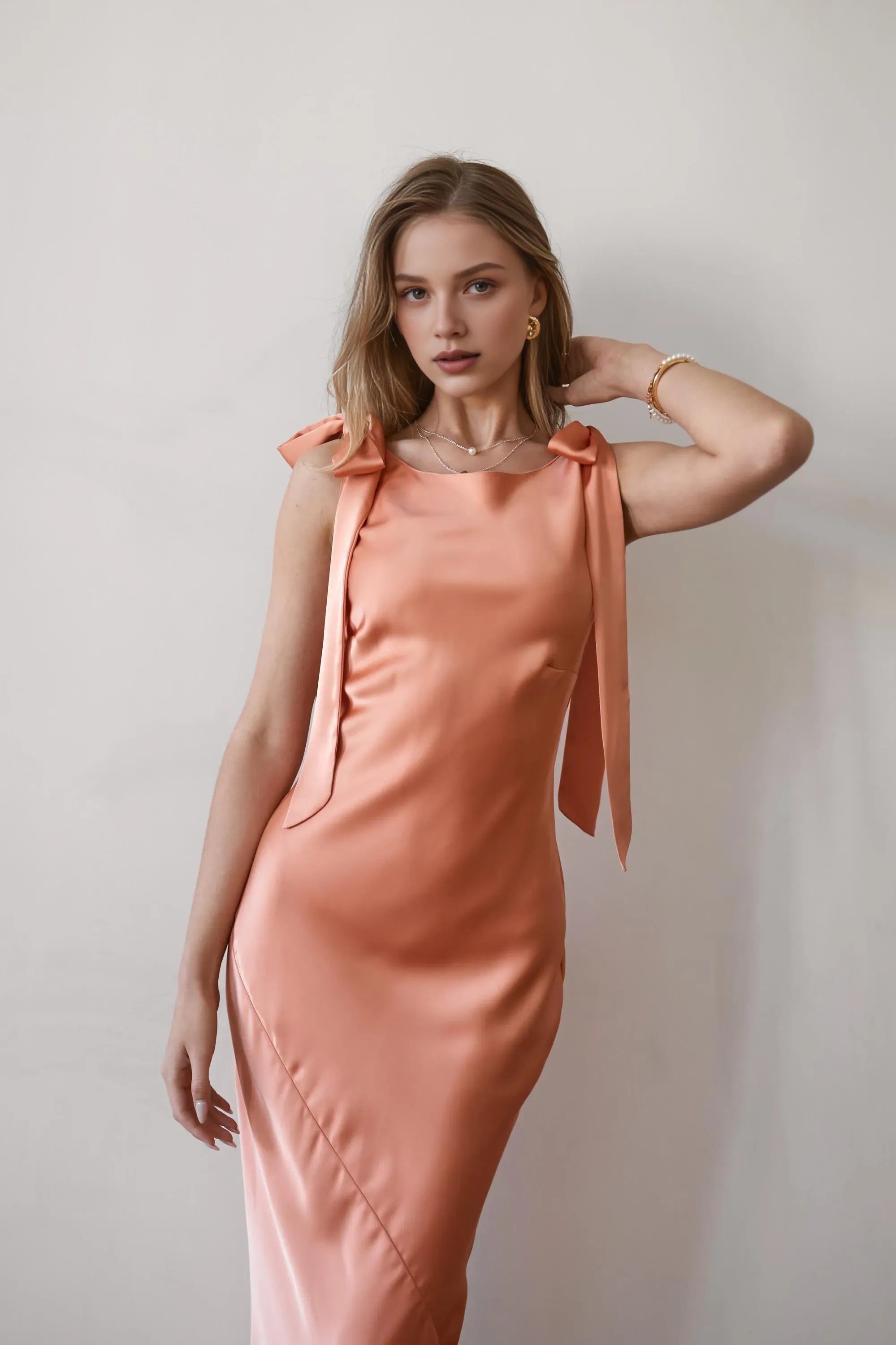 Casual Fitted Scoop Neck Sleeveless Backless Satin Floor-Length Prom Dress