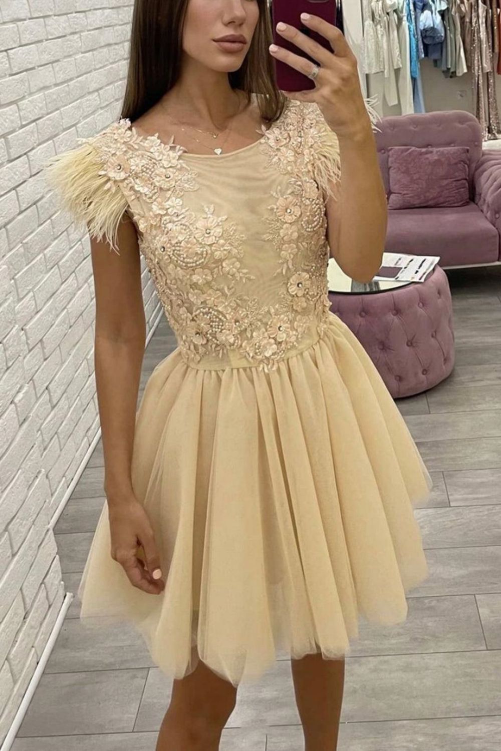 Weitese Champagne A-line Short Homecoming Dress WIth Beading Applique