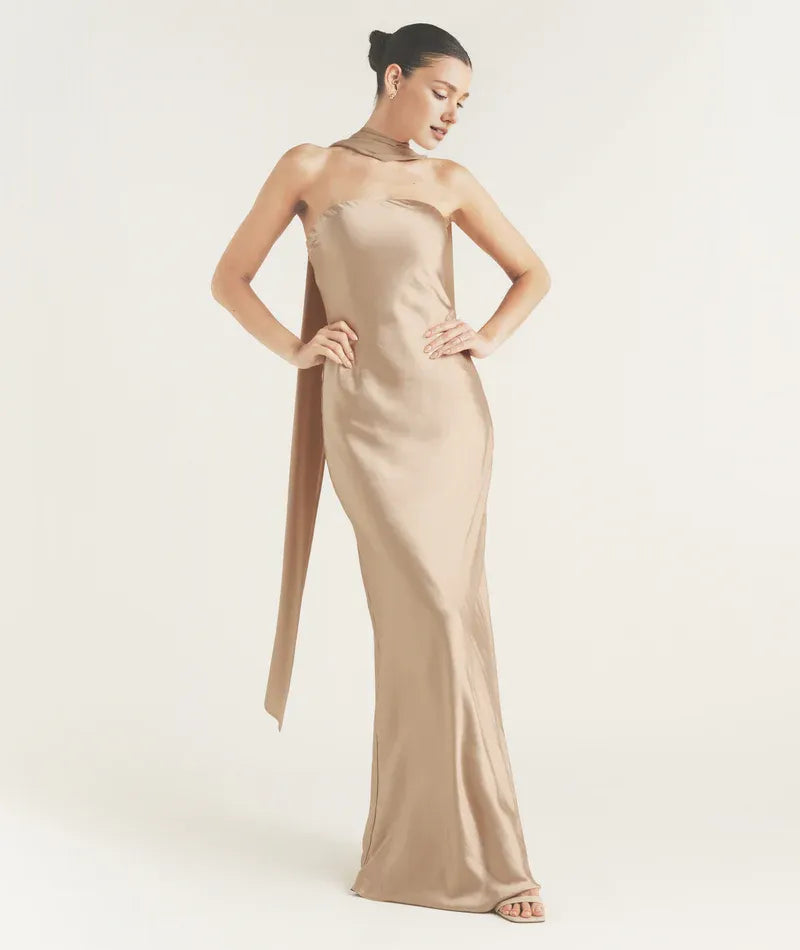 Weitese Dress Fashion Strapless Neck Satin Bridesmaid Dress Maxi Dress Backless Solid Color Sleeveless Prom Dress With Scarf