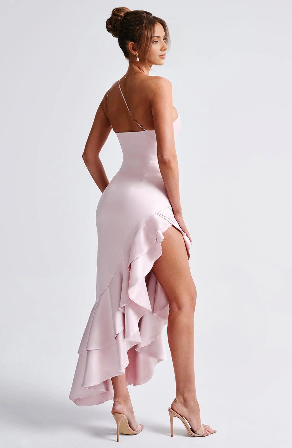 Robe de bal plissée en satin champagne avec une élégante et charmante robe de bal à une épaule 
