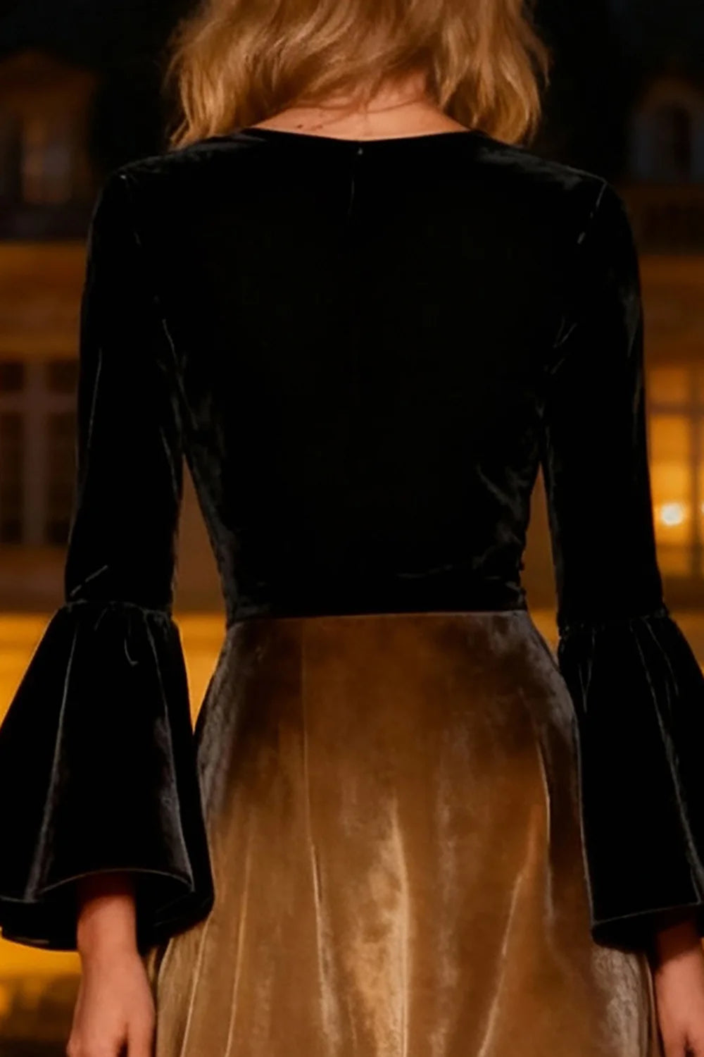 Charming A-Line Scoop Neck Flare Sleeves Velvet Sweep/Brush Train Winter Prom Dress