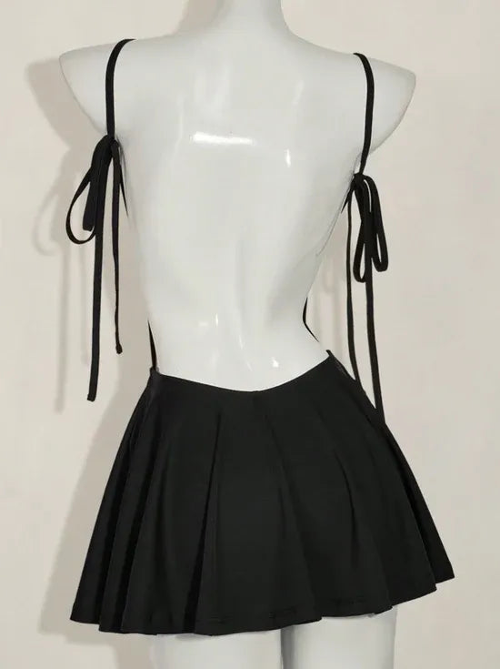Charming A-Line Spaghetti Strap Tie Strap Open Back Black Short Homecoming Dress