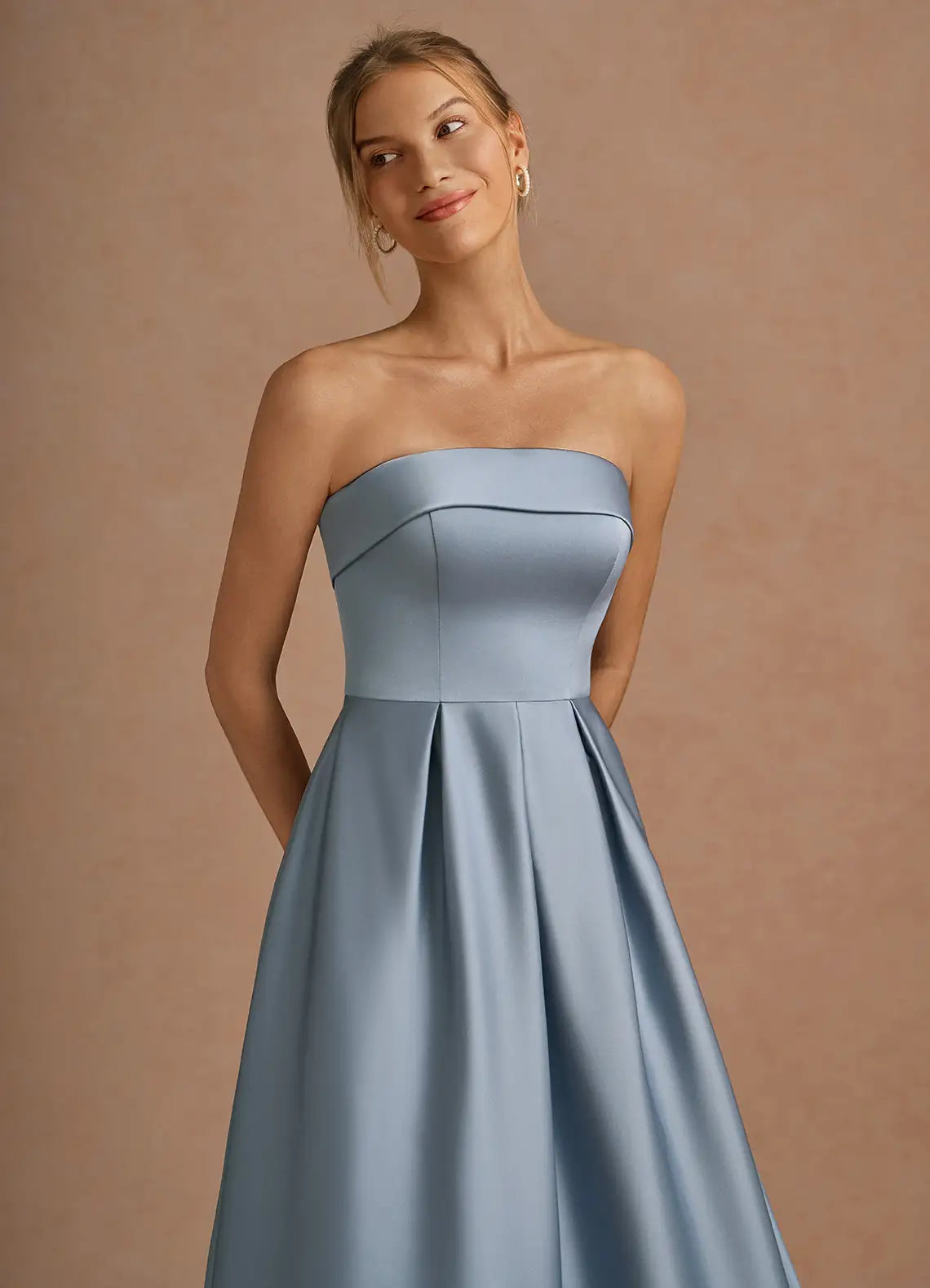 Charming A-Line Strapless Neck Sleeveless Backless Tea-Length Evening Dress