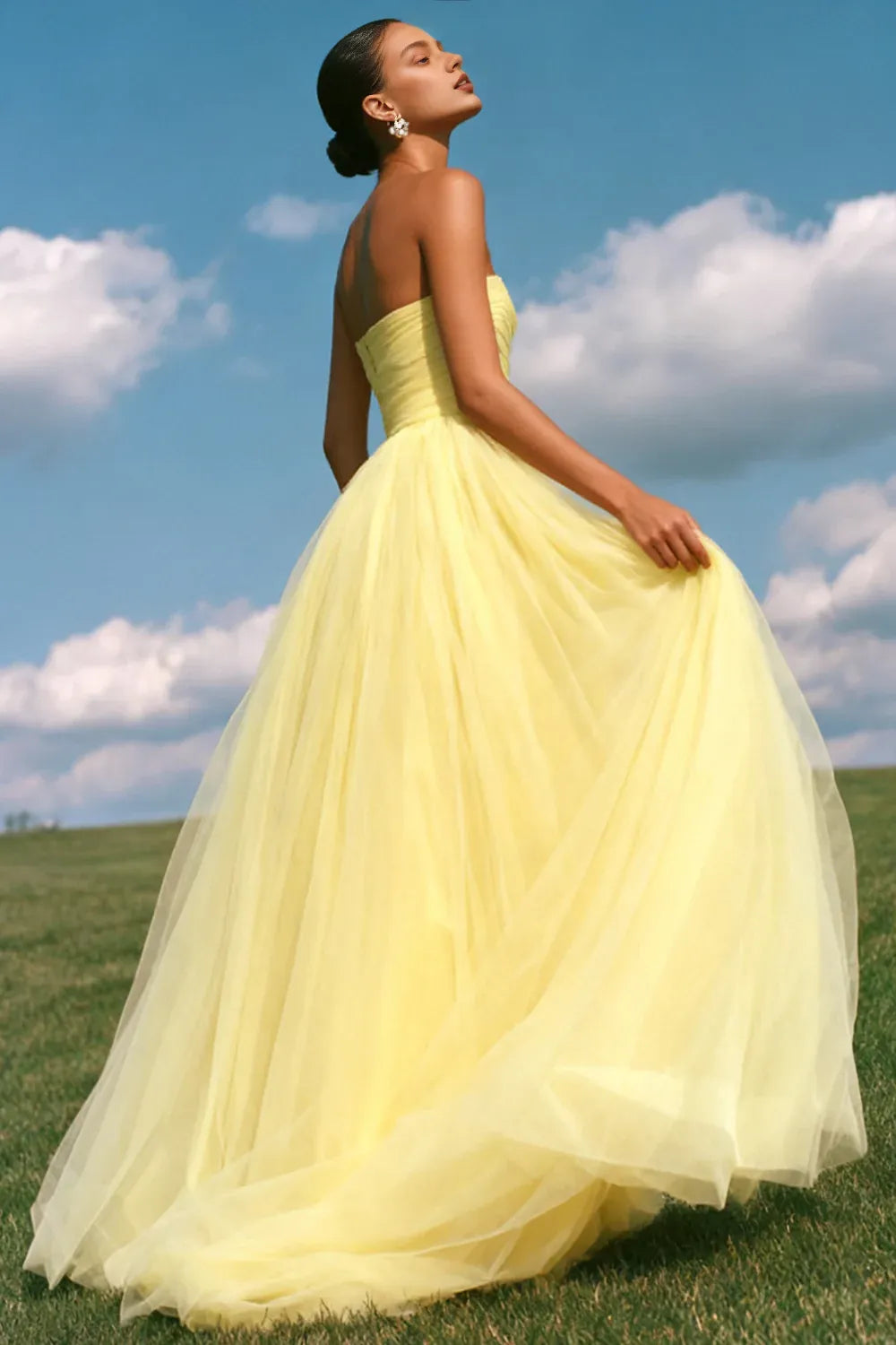 Charming A-Line Sweetheart Sleeveless Tulle Sweep/Brush Train Prom Dress