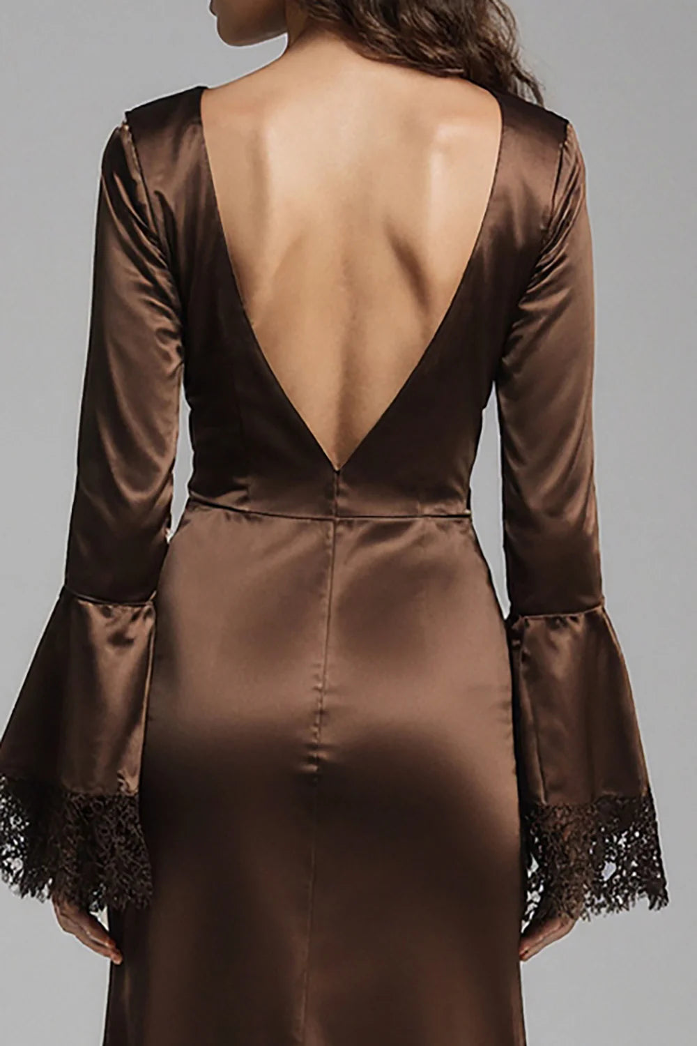 Charming Mermaid/Trumpet V-Neck Long Sleeve Satin Floor-Length Prom Dress