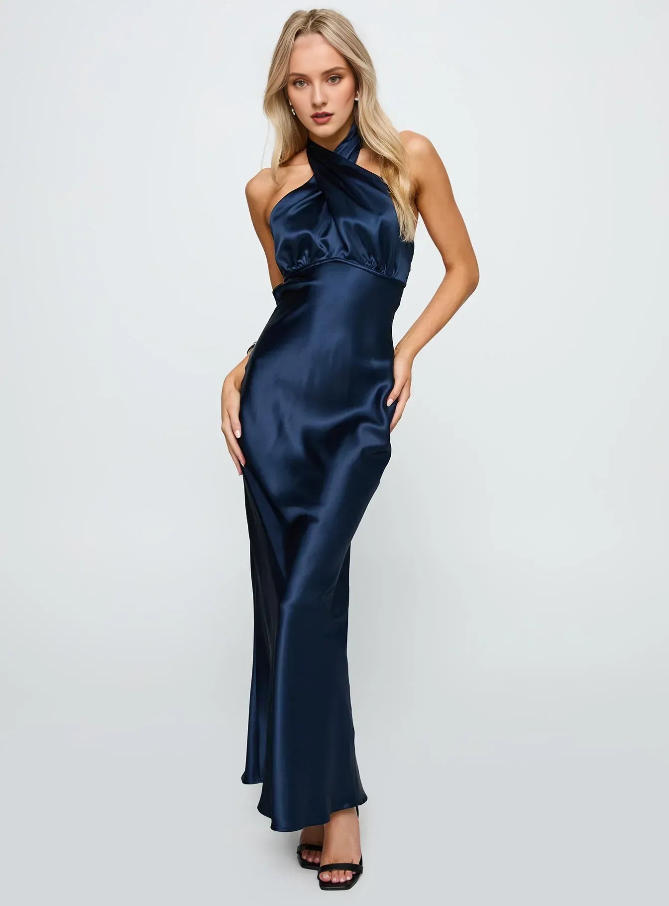 Charming Sheath/Column Halter Neck Sleeveless Backless Floor-Length Prom Dress