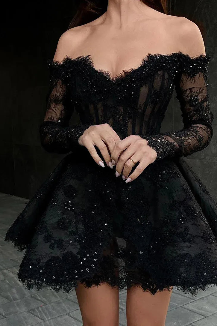Charming Strapless Sleeveless A-Line Tulle Lace Appliques Short-Mini Homecoming Dress