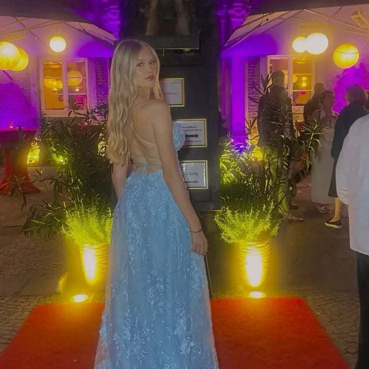 Charming V Neck Sleeveless Ball Gown Tulle Appliques Sweep Train Prom Dress