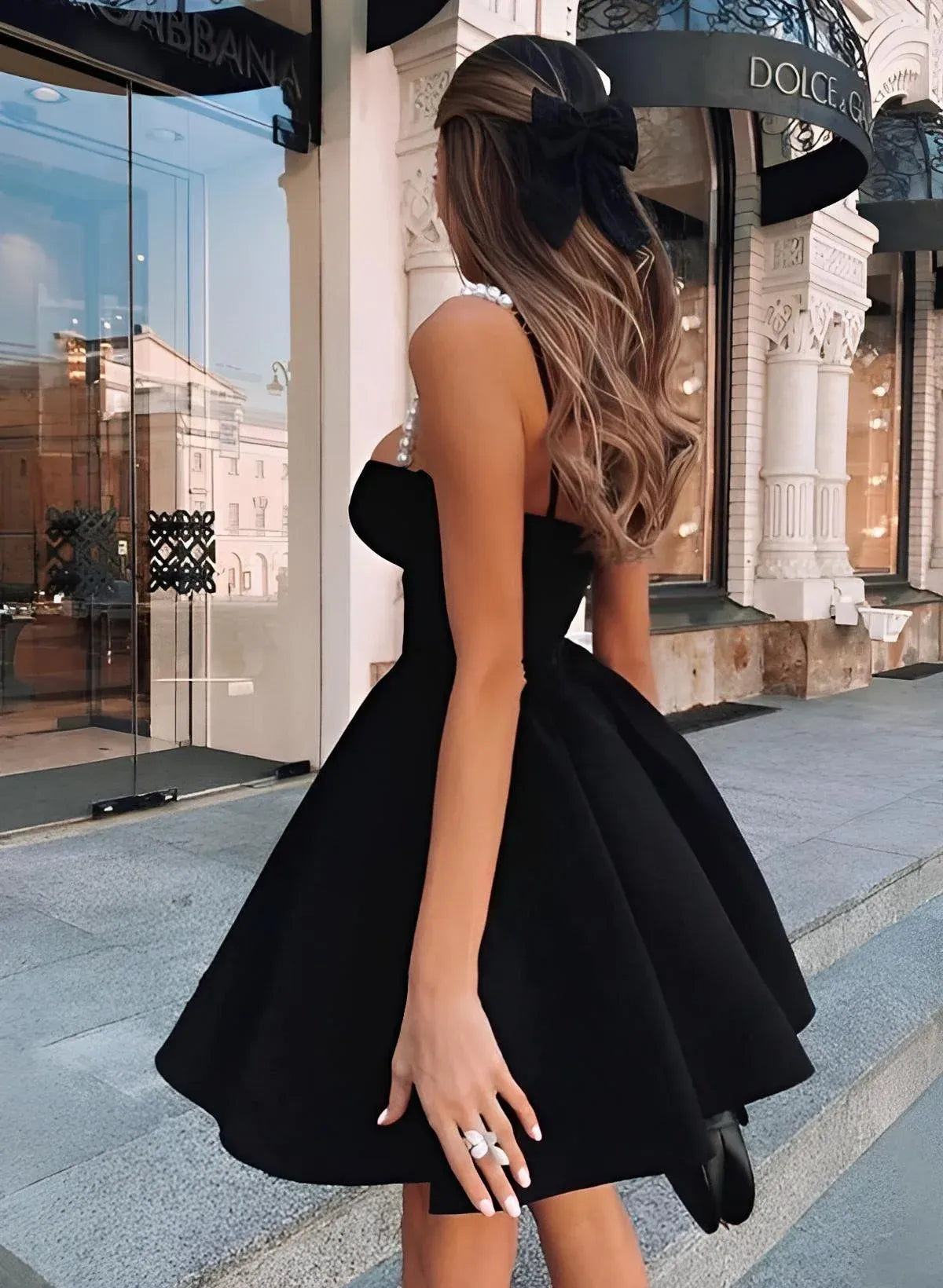 Chic A-Line Sweetheart Neck Single Pearl Strap Satin Black Mini Homecoming Dress