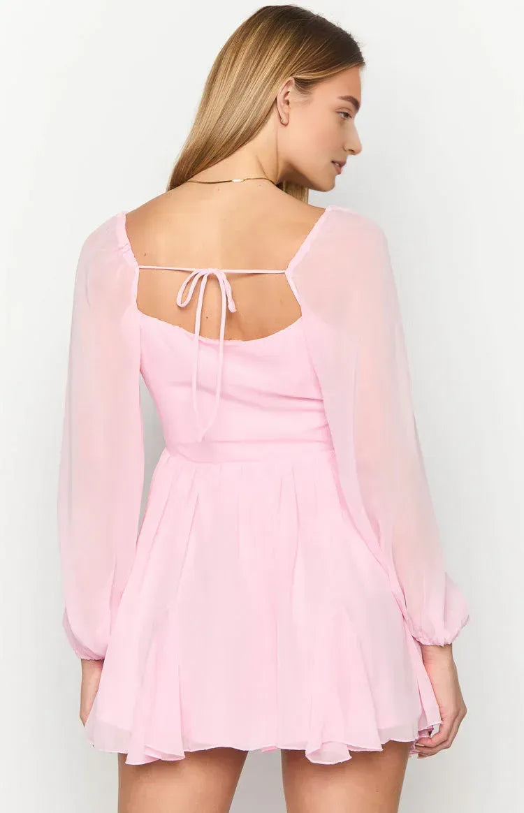 Chic A-Line/Princess V Neck Long Sleeve Backless Above Knee Homecoming Dress