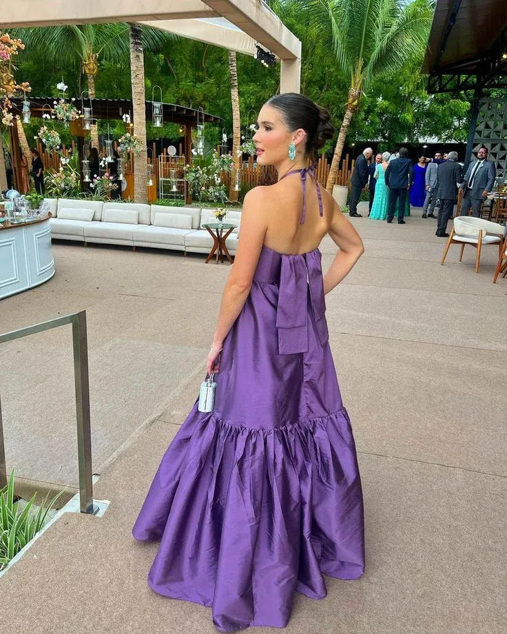 Chic Halter Sleeveless Sleeveless Satin Tiered Maxi Formal Dress