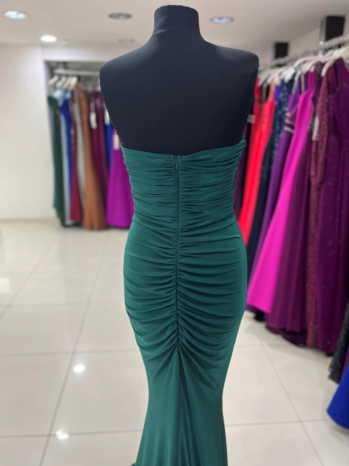 Vestido elegante de fiesta de graduación de sirena, sin mangas, con hombros descubiertos y largo hasta los tobillos 