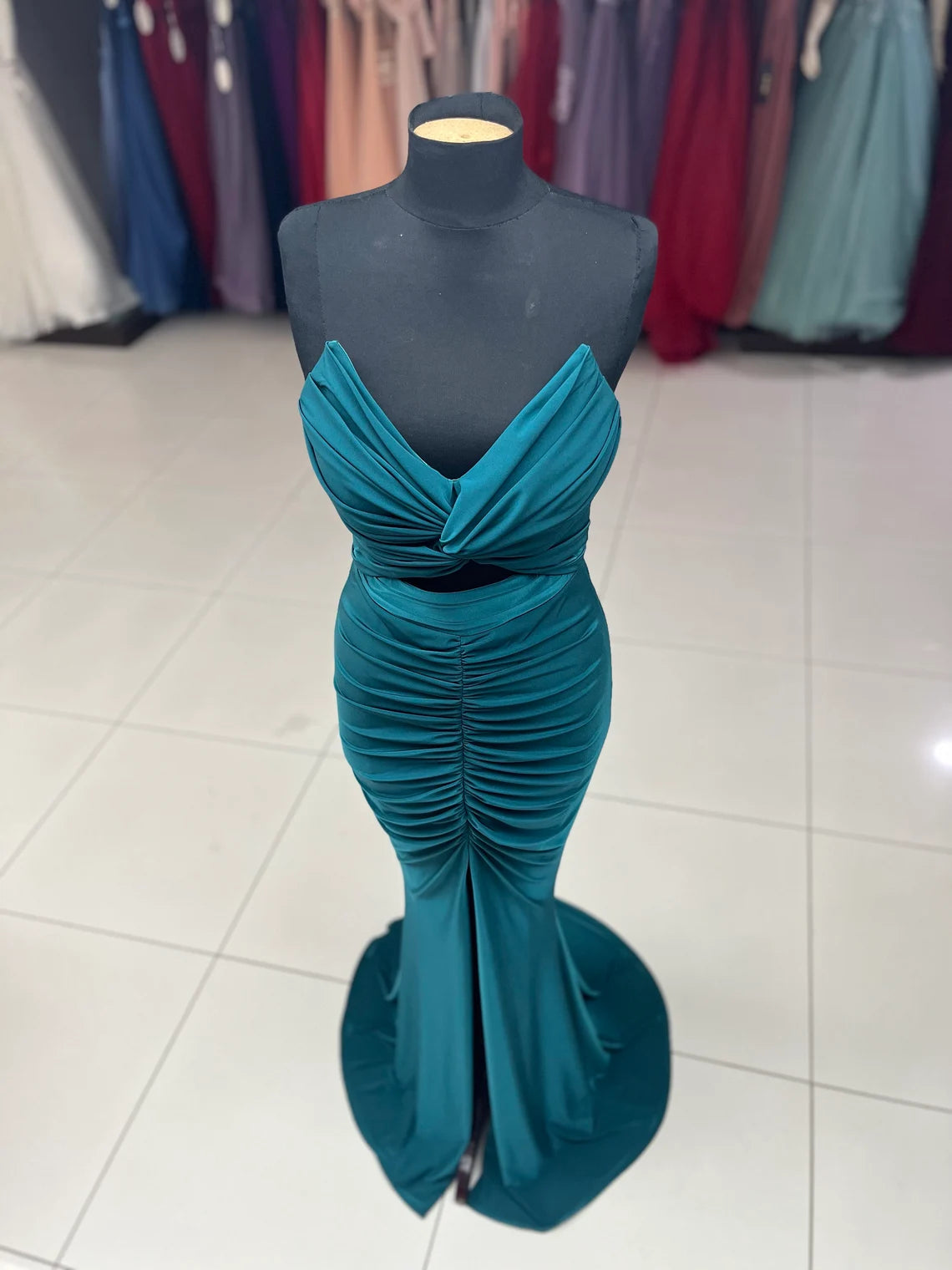 Vestido elegante de fiesta de graduación de sirena, sin mangas, con hombros descubiertos y largo hasta los tobillos 