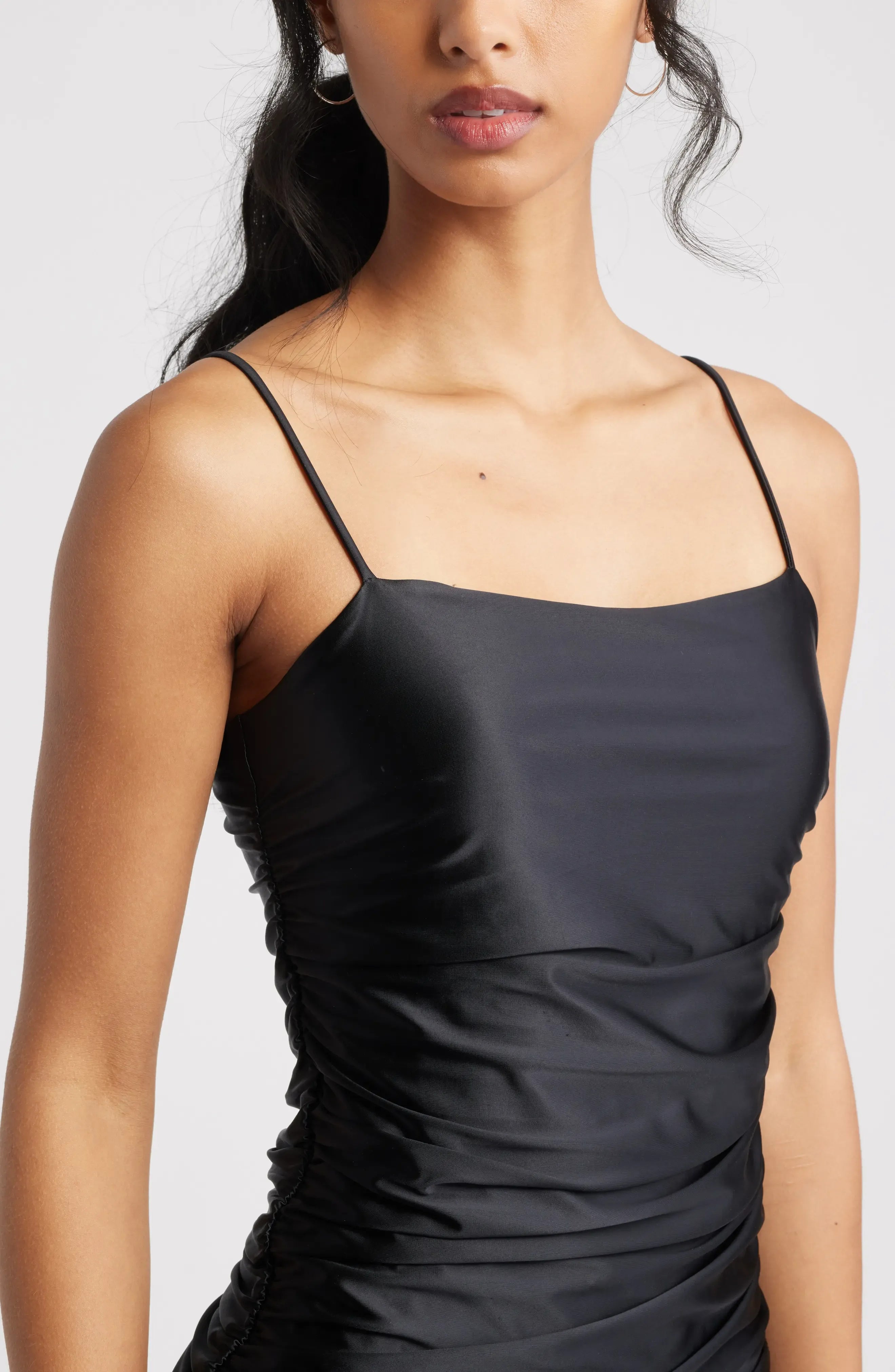 Chic Sheath/Column Spaghetti Straps Sleeveless Backless Short-Mini Homecoming Dress