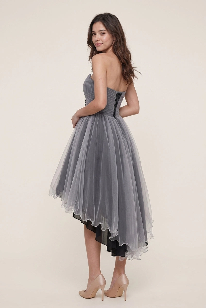 Chic A-Line Sweetheart Ruched Tulle Black And White High-Low Homecoming Dress