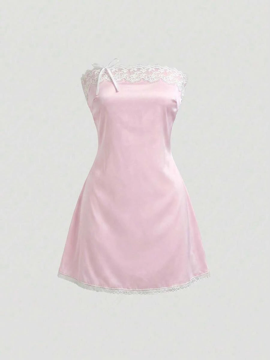 Chic Sheath Strapless Lace Trim Bow Satin Pink Mini Homecoming Dress Custom