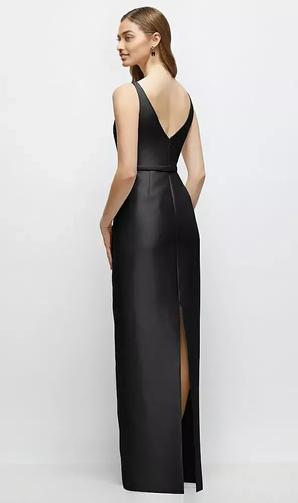 Classic Column Bateau Neck Sleeveless V Back Floor-Length Mother of the Bride Dress