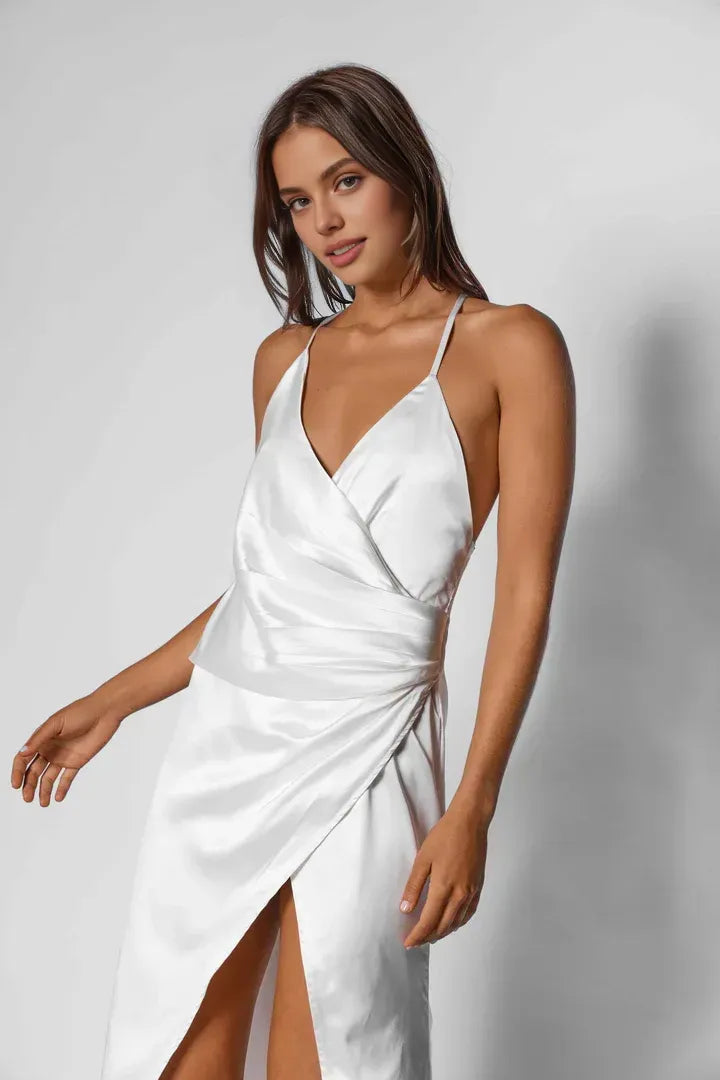 Classic Fitted V Neck Sleeveless Satin Floor-Length Wedding Dress