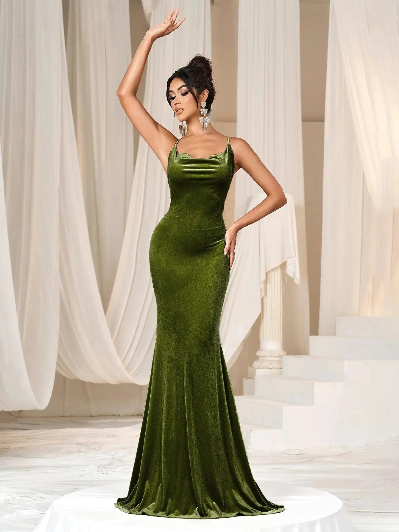 Classic Mermaid Cowl Neck Sleeveless Backless Sweep/Brush Train Prom Dress