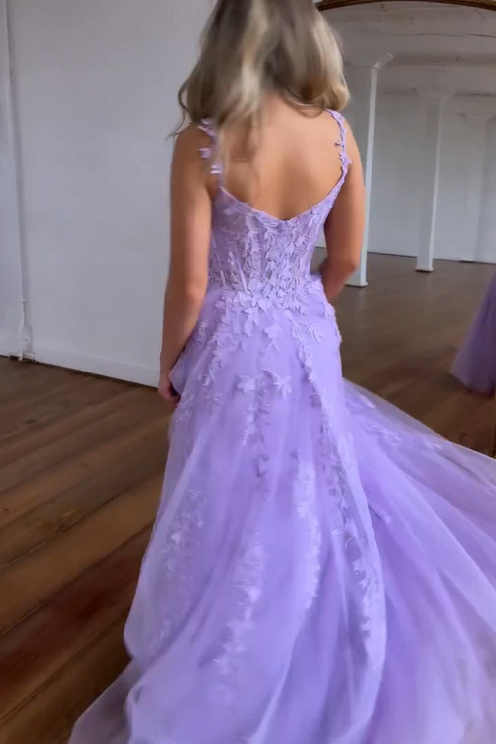 Weitese Purple A-Line Spaghetti Straps Zipper Back Long Tulle Prom Dress With Appliques