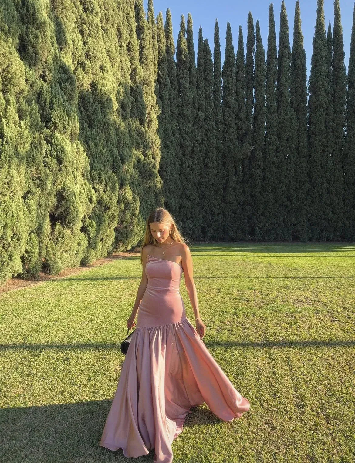 Cute Strapless Sleeveless Mermaid Satin Pleats Long Prom Dress