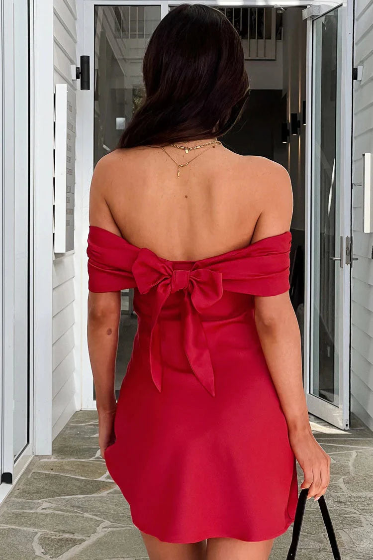Simple A-Line/Princess Off the Shoulder Sleeveless Backless Satin Short-Mini Homecoming Dress