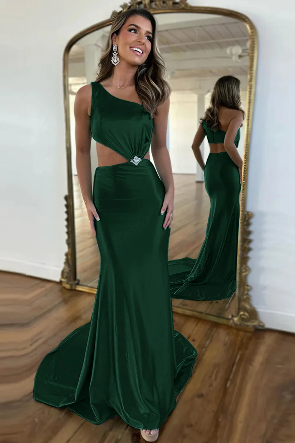 Vestido de fiesta largo de sirena con un solo hombro y aberturas