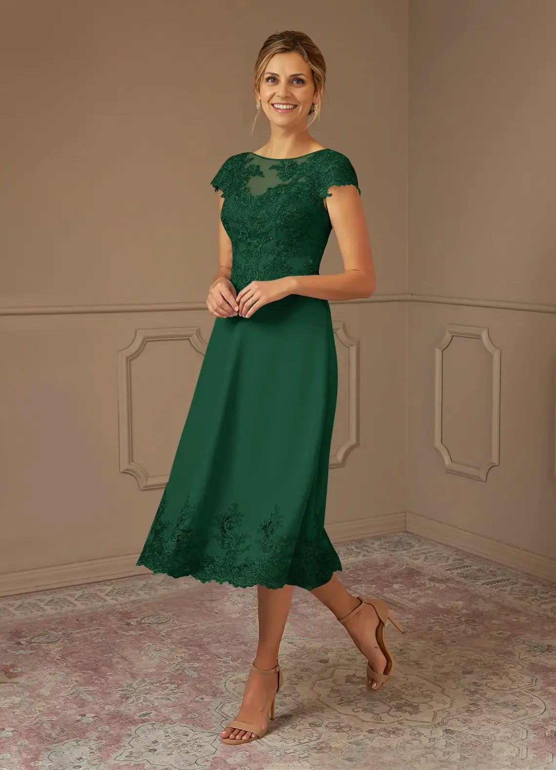 Dark Green A-Line Scoop Lace Tea-Length Dress Cap Sleeve Solid Color Vintage Mother of the Bride Dress