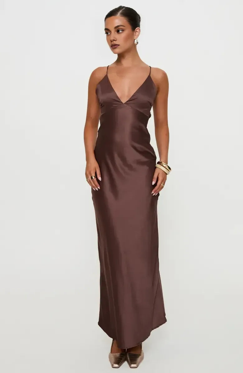 Discount Fitted Spaghetti Straps Sleeveless Satin Floor-Length Prom Dress
