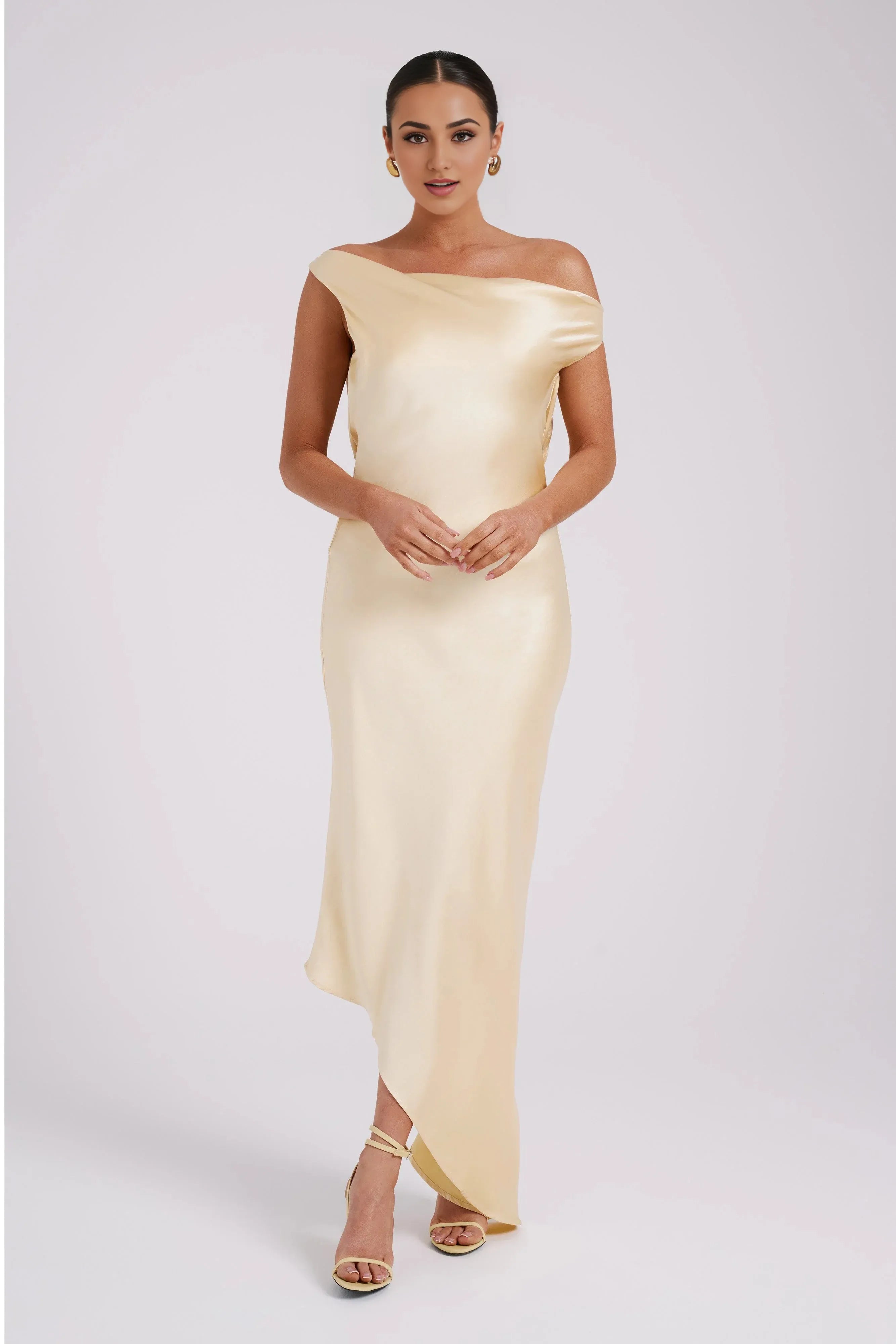 Discount Floor Length Prom Dresses Simple Strapless Prom Dresses for Women No Slit Black Backless Ball Gowns