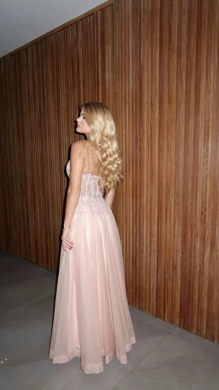Dreamy A-Line Spaghetti Strap Sweetheart Corset High-Slit Floor-Length Tulle Evening Gown