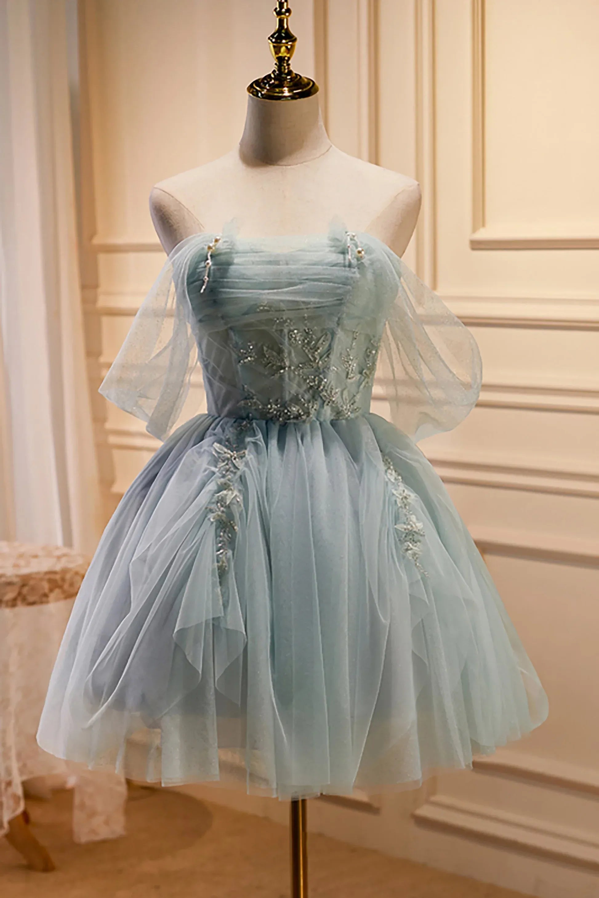 Dreamy Ball Gown Off Shoulder Short Sleeve Tulle Mini Party Dress