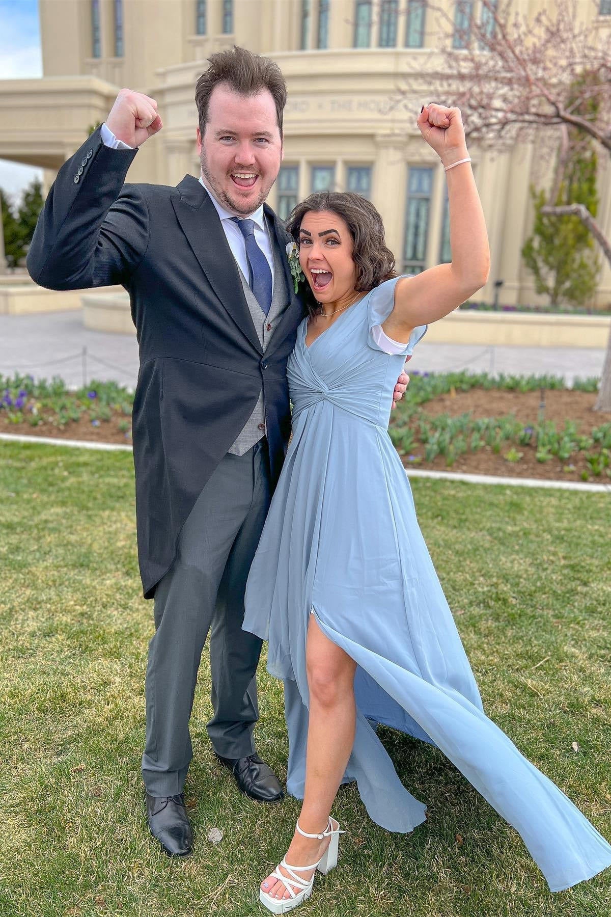 Dusty Blue V-Neck Pleated Chiffon Bridesmaid Dress/Formal Women's Dresses