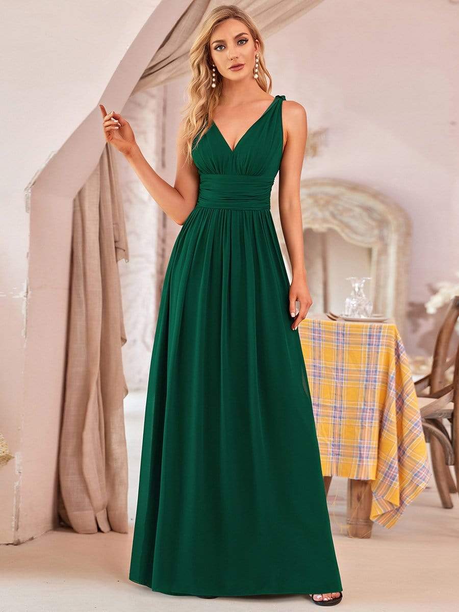 Weitese Pleated Sleeveless V-Neck Chiffon Maxi Dress