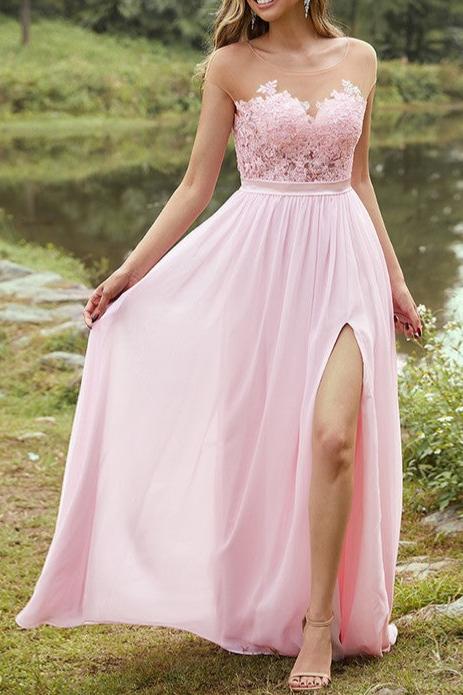 Weitese A-Line chiffon bridesmaid dress with applique, scoop neck, and short sleeves.