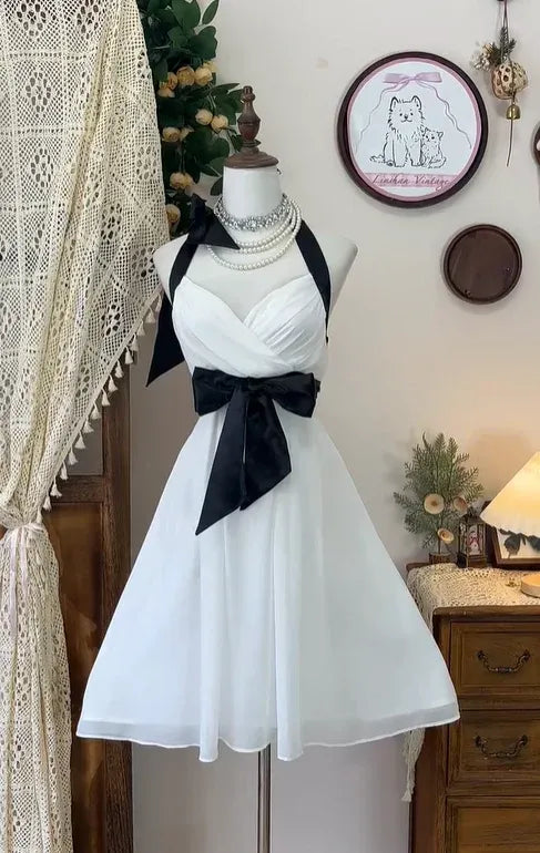 Elegant A-Line Halter Neck Sleeveless Organza Midi Cocktail Dress