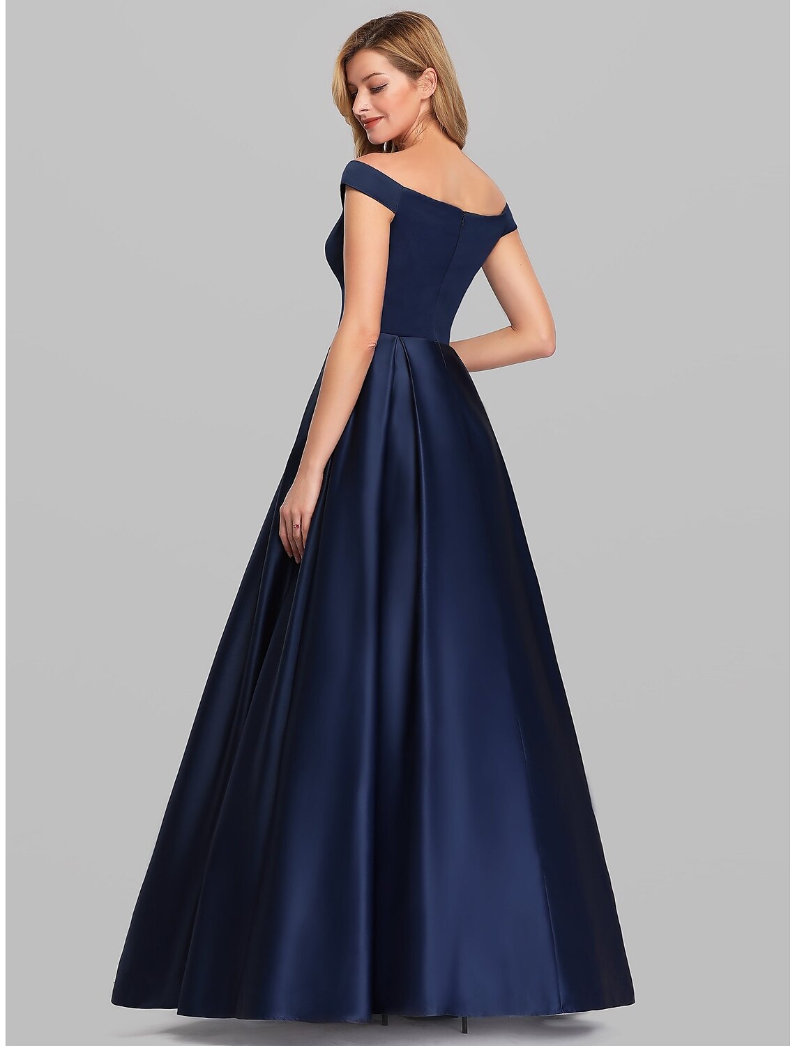 Weitese A-Line evening gown in satin, side profile.