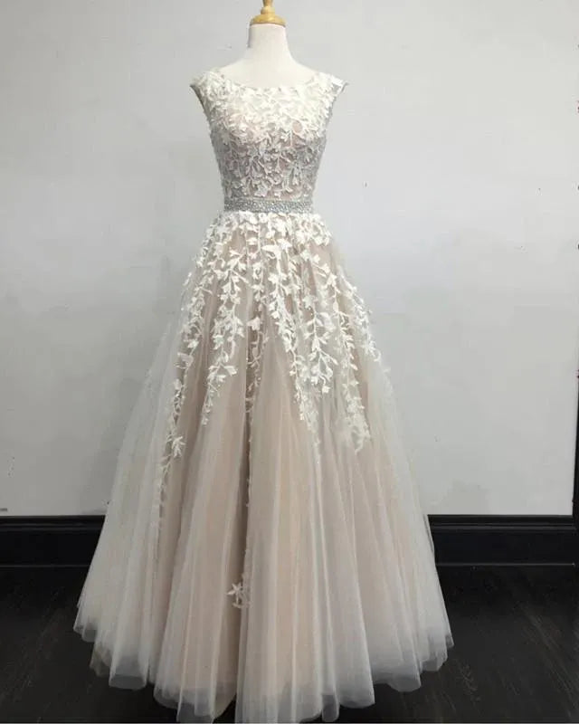 Elegant A-Line Round Neck Sleeveless Tulle Maxi Wedding Dress