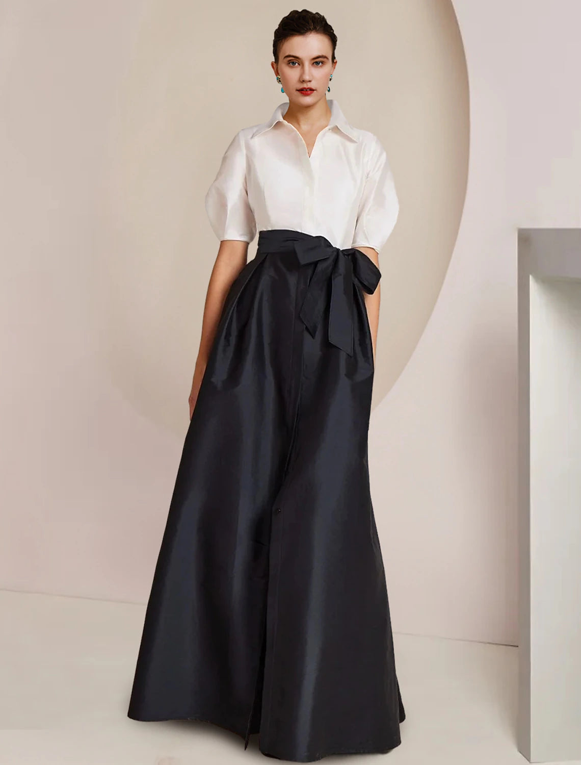 Model wearing the Weitese A-Line taffeta color block dress with a shirt collar and short sleeves.