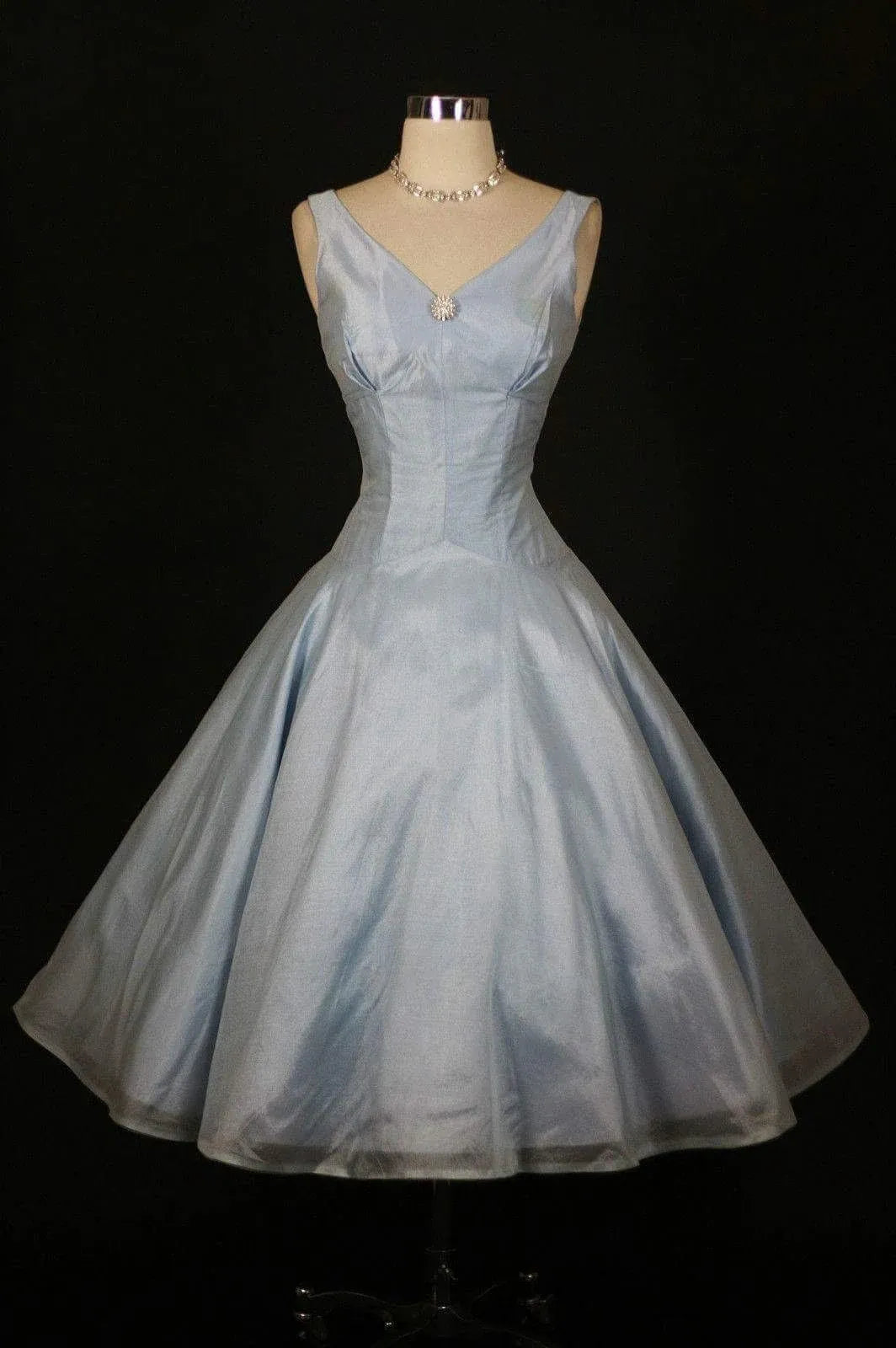 Elegant A-Line V Neck Sleeveless Satin Midi Cocktail Dress