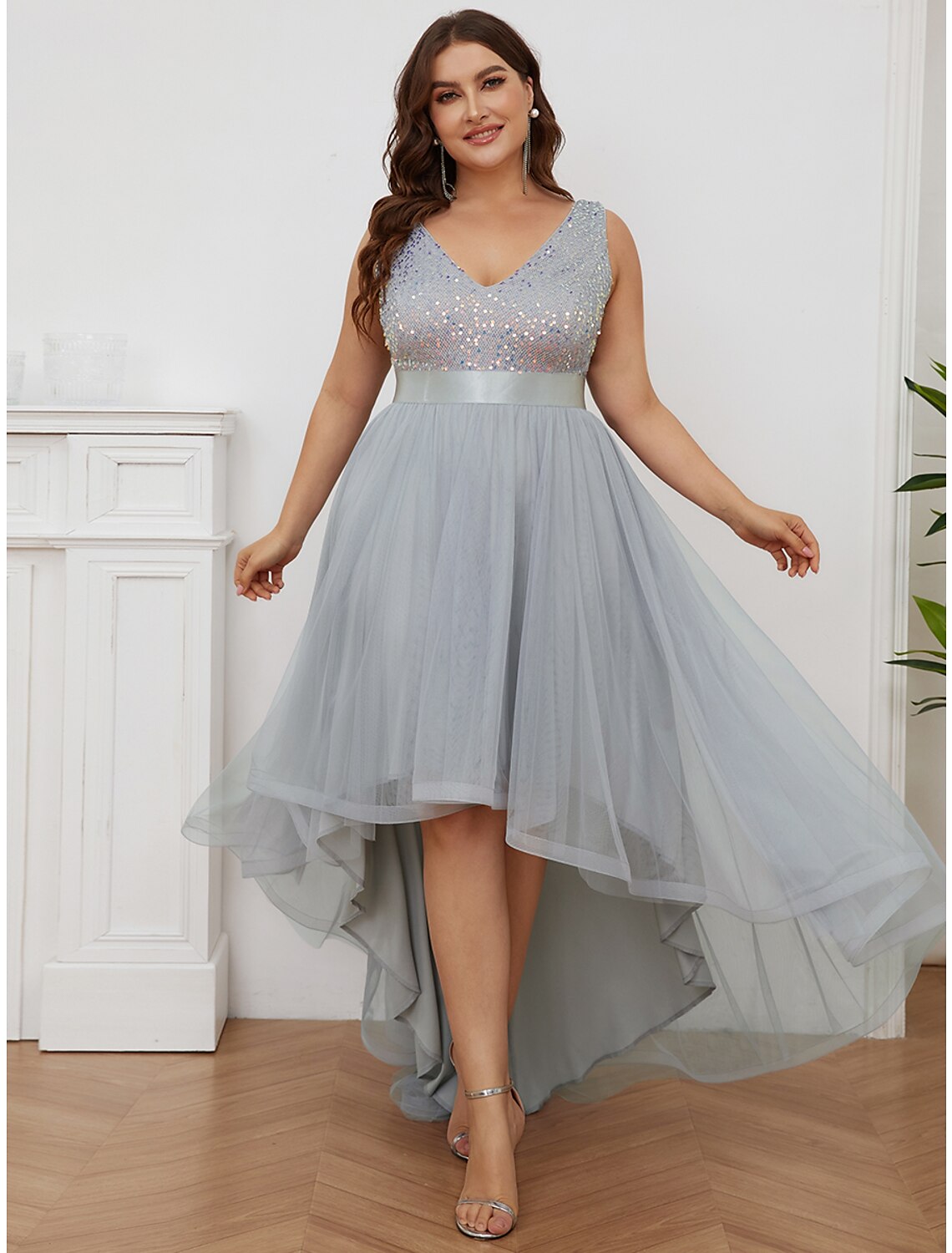 Back view of the elegant A-line V-neck sequined bridesmaid dress.