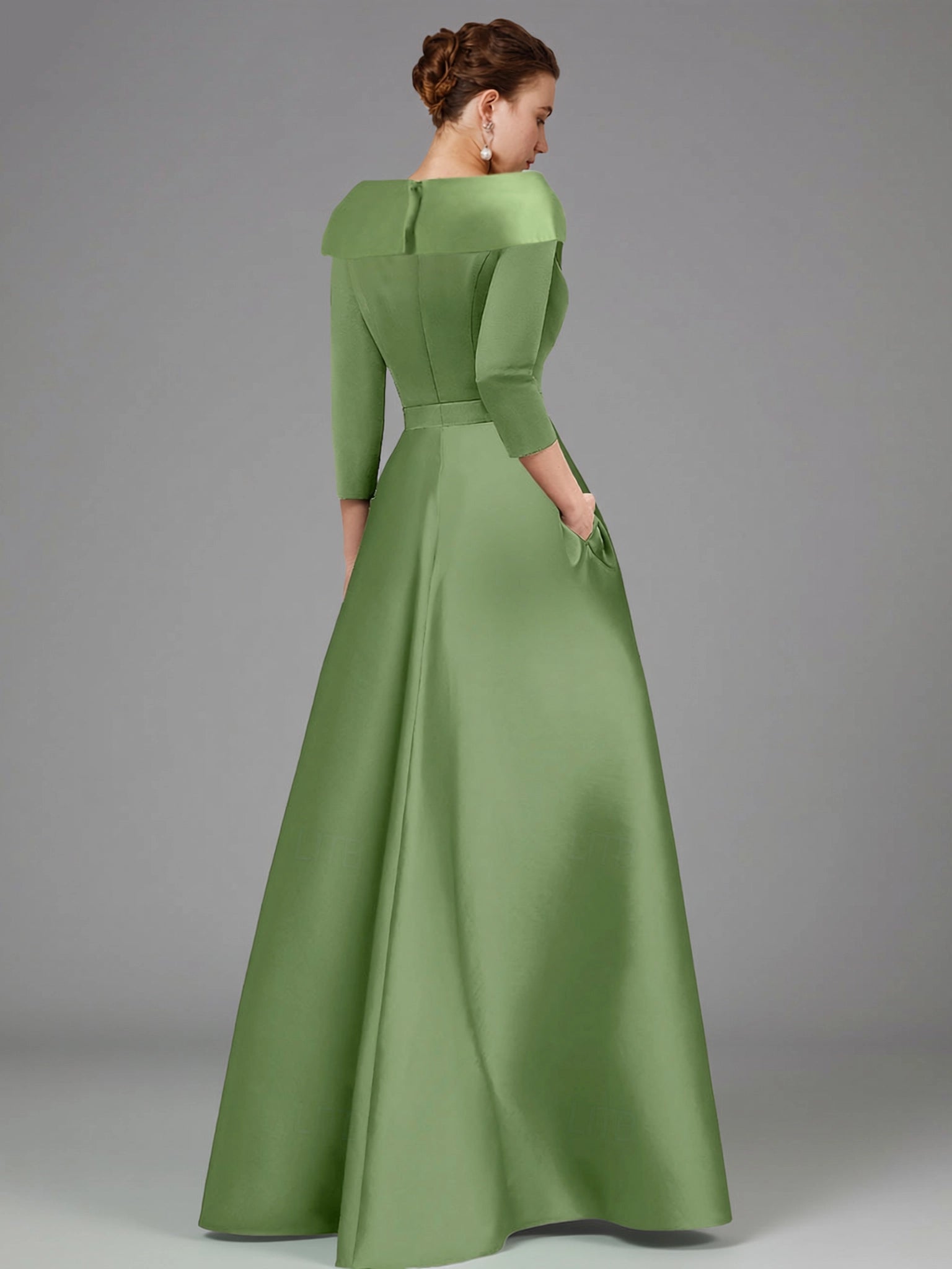 Elegant Ball Gown Half Sleeve Shirt Collar Satin Slit Floor-Length Mother Of The Bride Dress