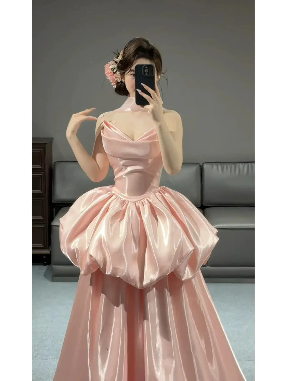 Elegant Ball-Gown Halter Neck Sleeveless Zipper Back Floor-Length Prom Evening Dress